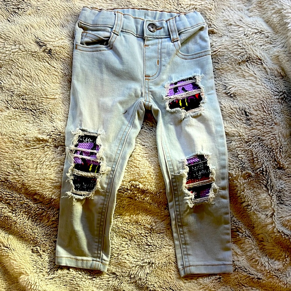 Hocus Pocus destroyed jeans